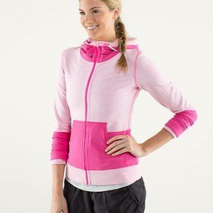 GUC Lululemon Voyage Hoodie Raspberry Glo Light 4